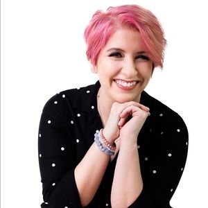 Meet your Posher, Staci